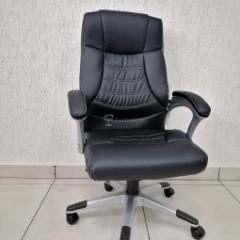 Кресло Barneo K-7 для руководителя (черная экокожа) в Нягани - nyagan.mebel24.online | фото