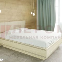 Кровать КР-1014 с мягким изголовьем в Нягани - nyagan.mebel24.online | фото