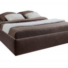 Кровать Подиум с ПМ 1400 (экокожа коричневая) в Нягани - nyagan.mebel24.online | фото