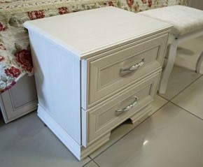 Тумба прикроватная Венеция 4 в Нягани - nyagan.mebel24.online | фото 2